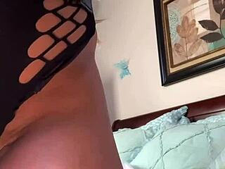 i'm shakin' watchin' busty ebony nyla storm twerk her big booty while vibratin' her pussy