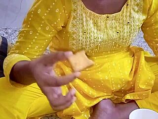 indian girlfriend fuking anal with hubby part 01