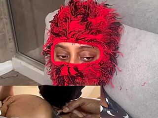Ebony babe fails no-moaning challenge as wet pussy gets eaten close-up till squirting orgasm