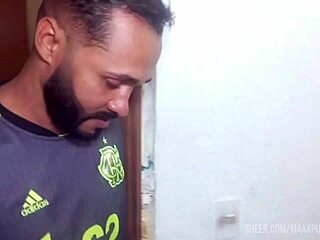 Delivery Guy Pounds Hot Crossdressing Blonde's Massive Ass Hard