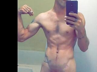 Homemade voyeur selfies reveal amateur channel secrets