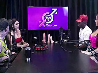 negro jefao oficial beija karen oliver e outra safada cheia de tesão, cowgirl bissexual com boobs enormes e buceta molhada 😘🍆💦