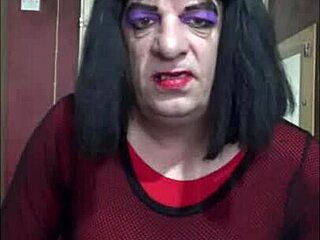 shy bisexual crossdresser stuffs himself full with toys in homemade amateur session