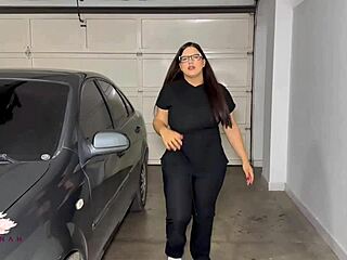 Perverted patient begs sexy Savannah Watson for handjob relief to explode 😩💦