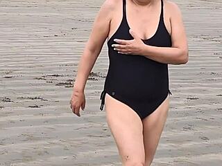 Beach Wife Flashes Huge Tits Publicly Husband Watches Aroused