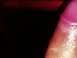 quick handjob in usa and ya never know what happens next 😏👋