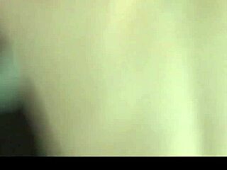 amateur couple bangs doggystyle bent over for quickie creampie.