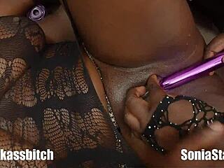 Step daughter tempts stepmom into sharing naughty toys together