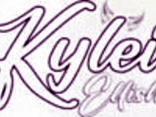 kylei ellish draws out the nine-tailed fox essence with shey night.