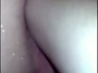 shorty fists huge pussy hardcore with massive toys