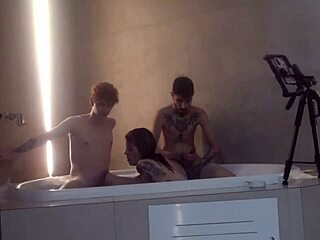 threesome at motel hidro with brazilian tattoo group