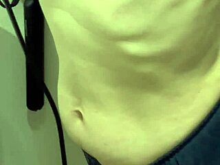Hidden Cam Catches Beautiful Japanese Amateur's Cute Tits and Small Waist Nude After Bedroom Bath