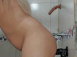 transexual loves feeling pene deep inside