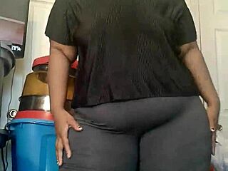 Dominican Housewife's Nasty Juicy Ass Sways