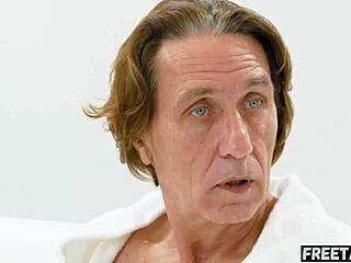 hey neighbor vina sky wanna trick steve holmes for his big cock ride?