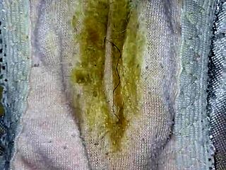 uhh stepdaughter's panties got me so worked up