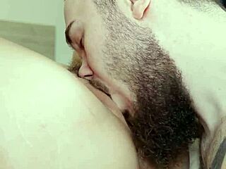 he devours my pussy so good i cum right in his mouth