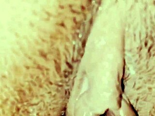Sharing Bed with Asian Aunty for Tight Pussy Creampie