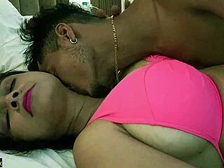 Husband Catches Beautiful Wife Kissing Sasur in Cheating Anal Bang