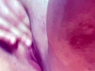 Watch Me Rub Clit Till I Squirt Hard You Love It!