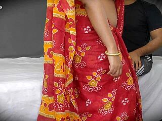 damn that hot indian housewife gets neighbor's dick deep... bhabhi pounded hard! 🔥🍑😈