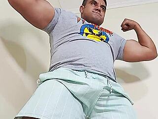 Yuri Gaúcho Brazilian Bear XXL Cock Handjob Huge Cumload Armpit Fetish
