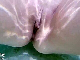 Dive Into BBW's Extreme Underwater Pussy Orgasm!