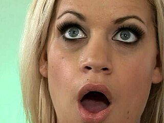 Mia Bangg Takes Double Cocks in Pussy and Ass Climax