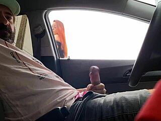 i parked on the street whipped out my cock and asked that redhead cutie for directions 😏