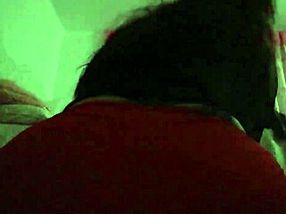 peruvian girl shakes huge ass twerking hard in ica pueblo joven streets