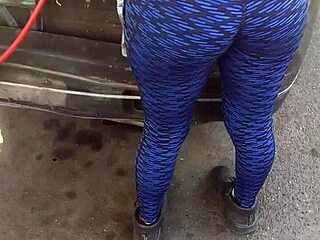 Voyeur Captures Argentinian Beach Tease