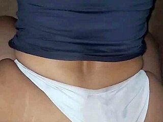 oh damn this tanned venezuelan milf's ass needs more lube...