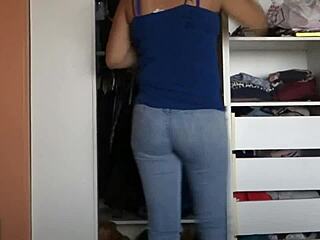 stepmom drops jeans bends over all fours for my hot cumshot 🤤🍆