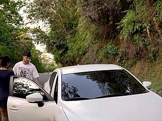 wanna fuck this stranger raw outdoors no condom creampie?