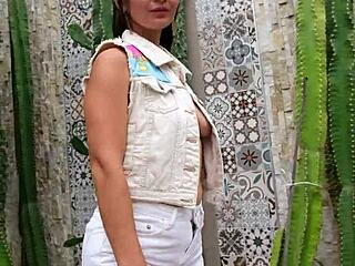 wanna see her rip clothes n flash that petite body outdoors??