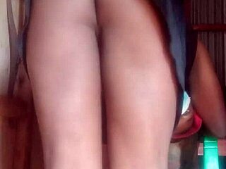 Kenyan shemale sexyjayla254 strokes monster cock to massive cumshot