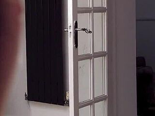 horny effie snow finger fuck my shaved pussy now