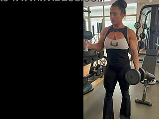 Working out hard just to get that milf goddess body