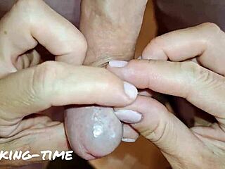love this dirty talk while tickling foreskin in that milking handjob