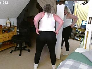 dawnskye1962's gregory worships that juicy ass in update 22 tease