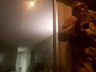 Dulcemendra's huge french tits bounce in outdoor voyeur downblouse tease