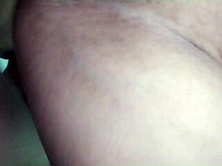 Young wife sucks my bbc cheats films creampie on hubby pussy