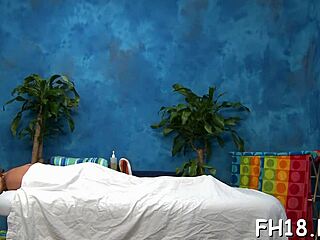 erotic massage turns into steamy sensual rubdown