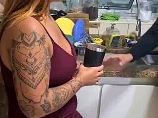 Friends Chat Turns Into Hard Flashing Action
