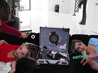 Mommy Milf Gangbang with Friends Turns Wild Machine Debauchery