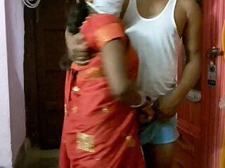 desi indian aunty pounded hardcore huge dick!