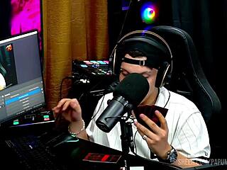 Quer ver a Bi Mejia gemendo na mesa do podcast enquanto o Ruan chupa seus pés suculentos?