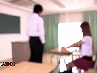 Hey Yura Kasumi, Classroom Blowjob Turns into Hard Fuck?