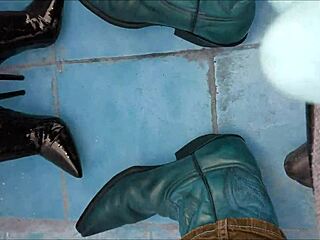 i pee right in these tight ankle boots