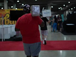 miami exxxotica vlog shows exotic florida fun